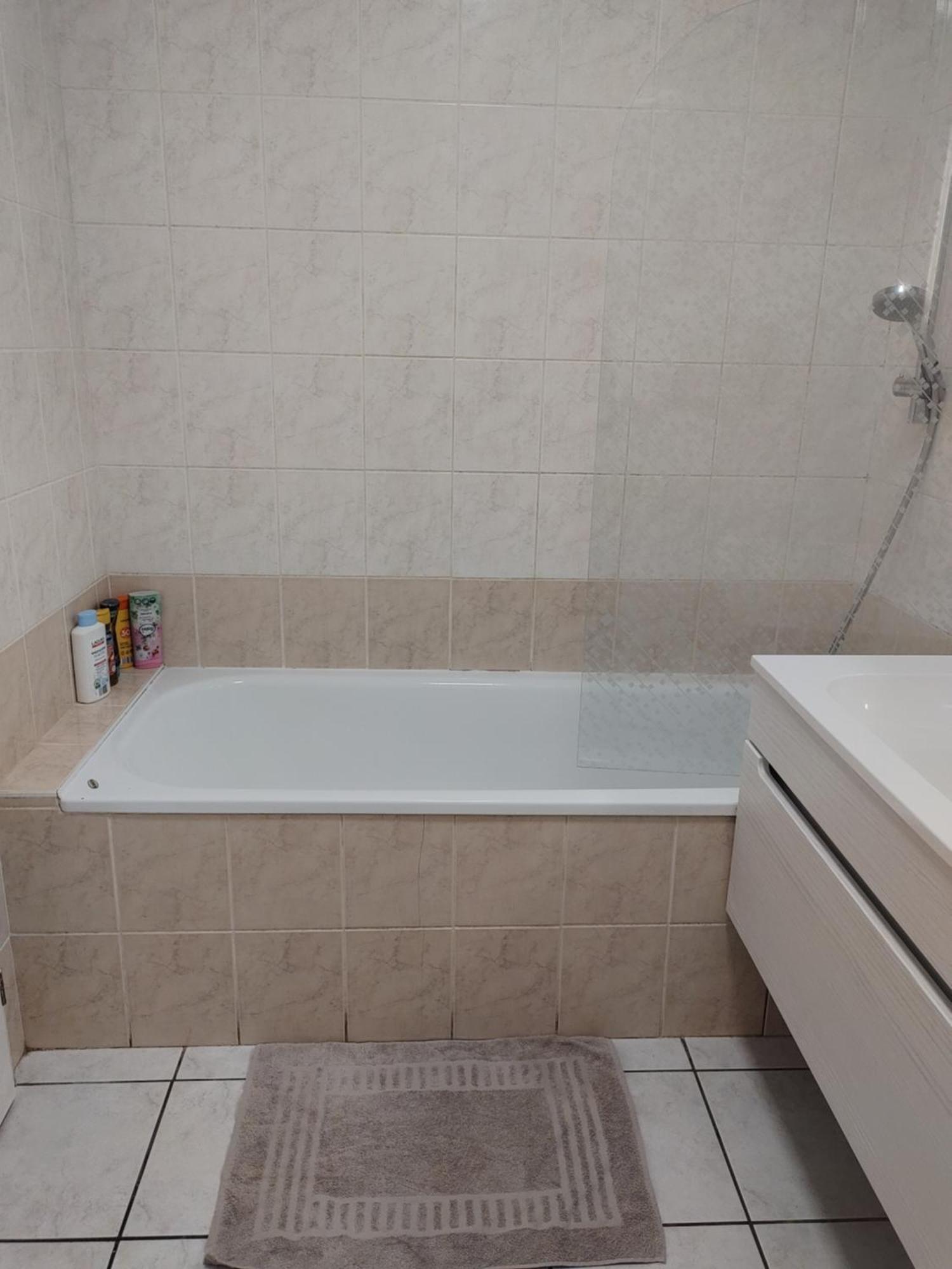 Appartement T3 Proche De Bale 생루이 외부 사진